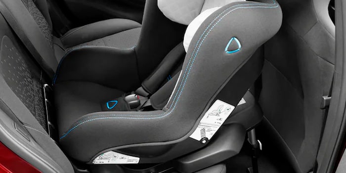 A base ISOFIX é um produto validado e homologado para proporcionar segurança máxima para crianças que viajam no banco traseiro da sua Nova Chevrolet Montana.